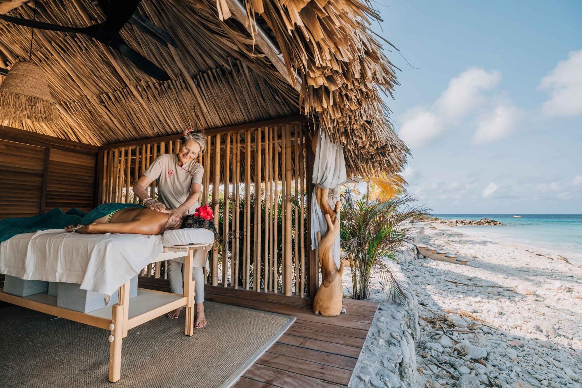 Delfins Beach Resort Bonaire, Tapestry Collection By Hilton Kralendijk Exteriör bild