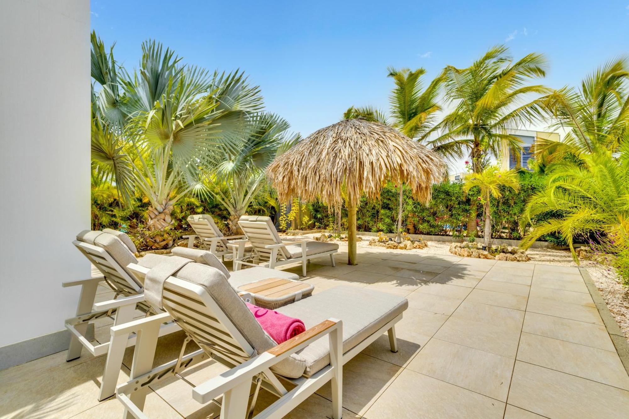 Delfins Beach Resort Bonaire, Tapestry Collection By Hilton Kralendijk Exteriör bild